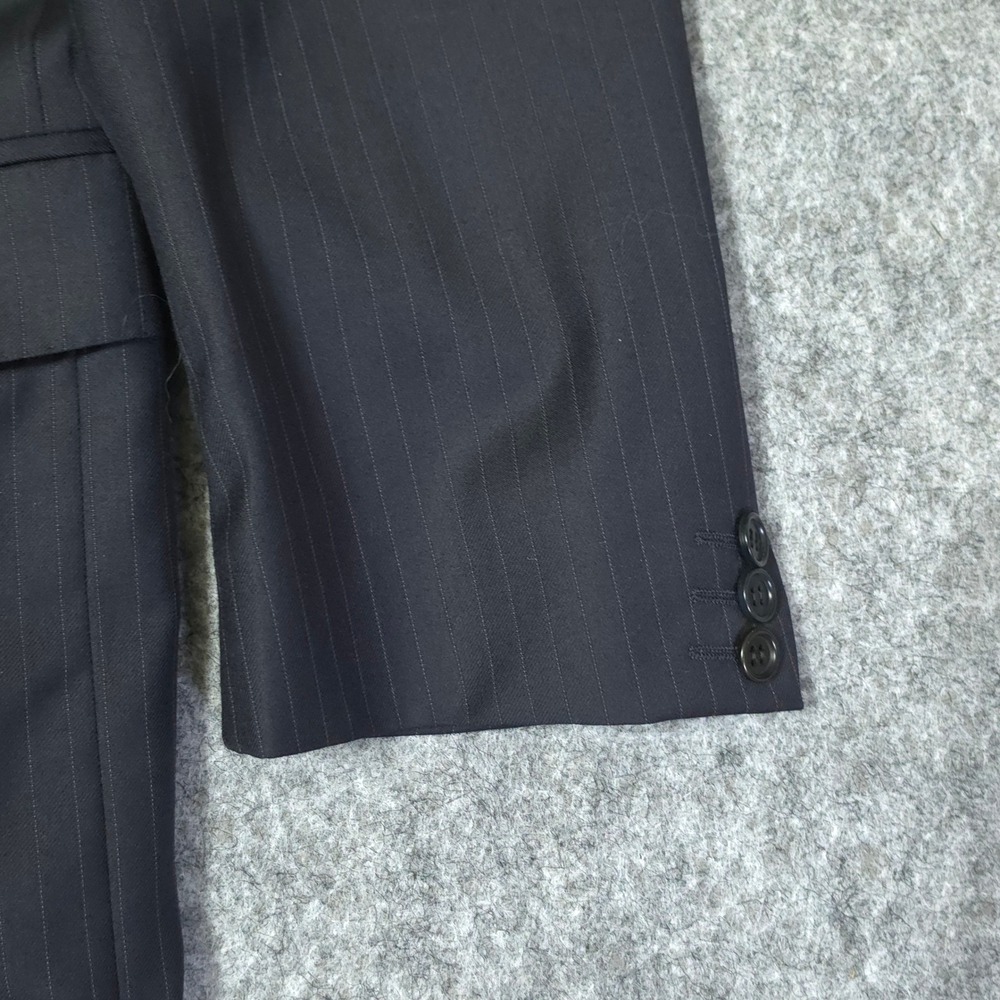 Canali Mens 3 Button Suit Dark Navy Pinstripe Made in Italy Wool  size 44R - Picture 3 of 16